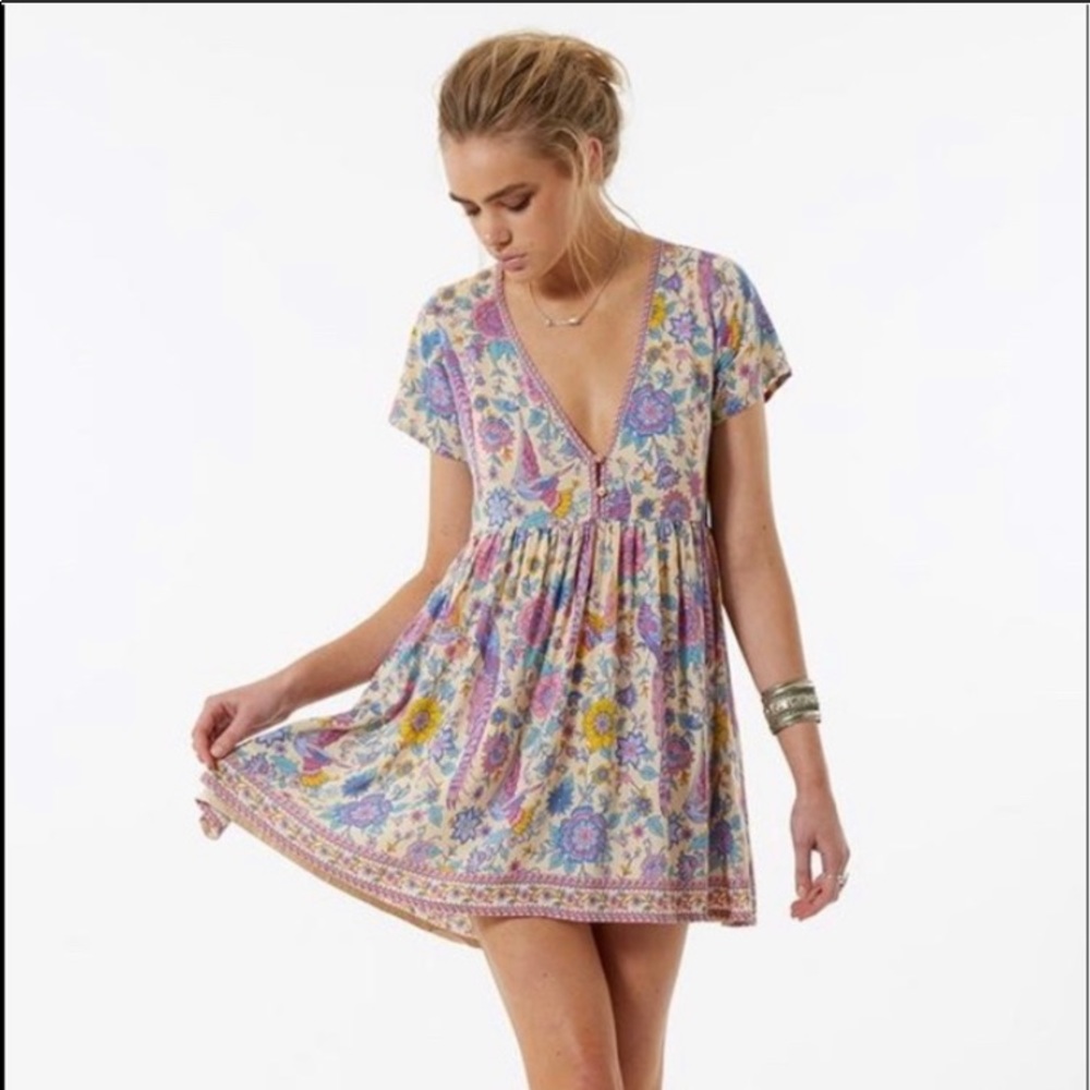 Spell and the Gypsy Lovebirds Mini 😍